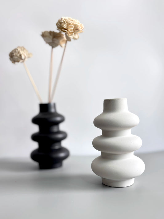 Minimalist Spiral Vase
