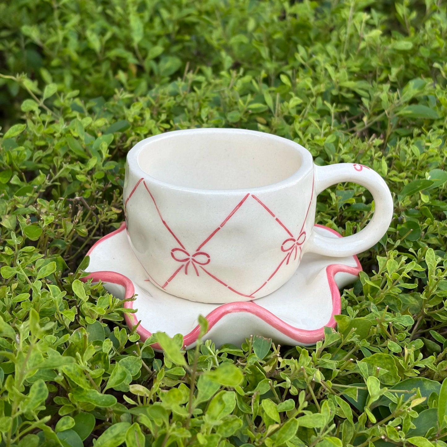Ceramics Bow Cup and Saucer Set