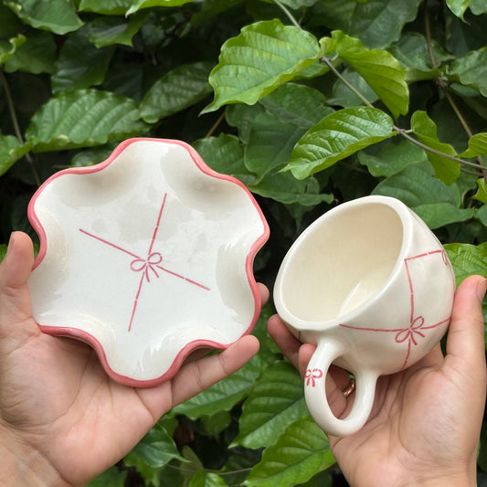 Ceramics Bow Cup and Saucer Set