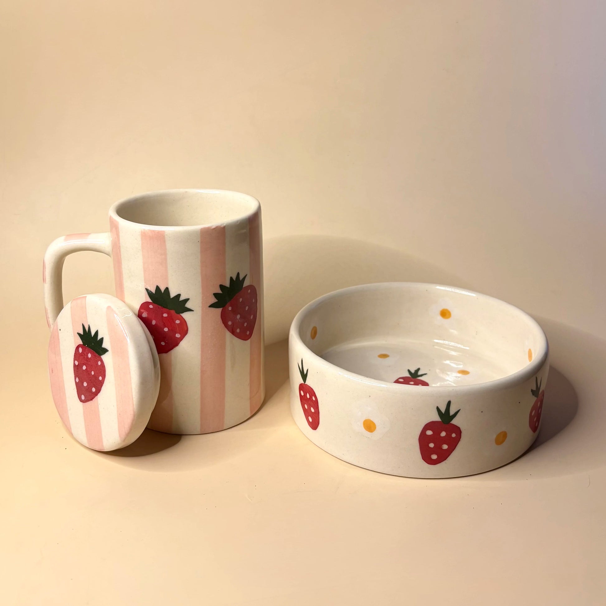 strawberry mug with lid and bowl combo set
