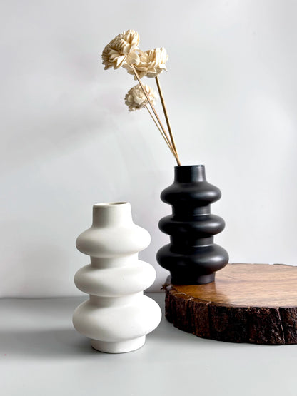 Minimalist Spiral Vase